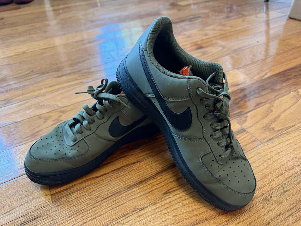 Nike Air Force 1 Low Medium Olive Black Starfish Sneakers BQ4326-200 Size 11